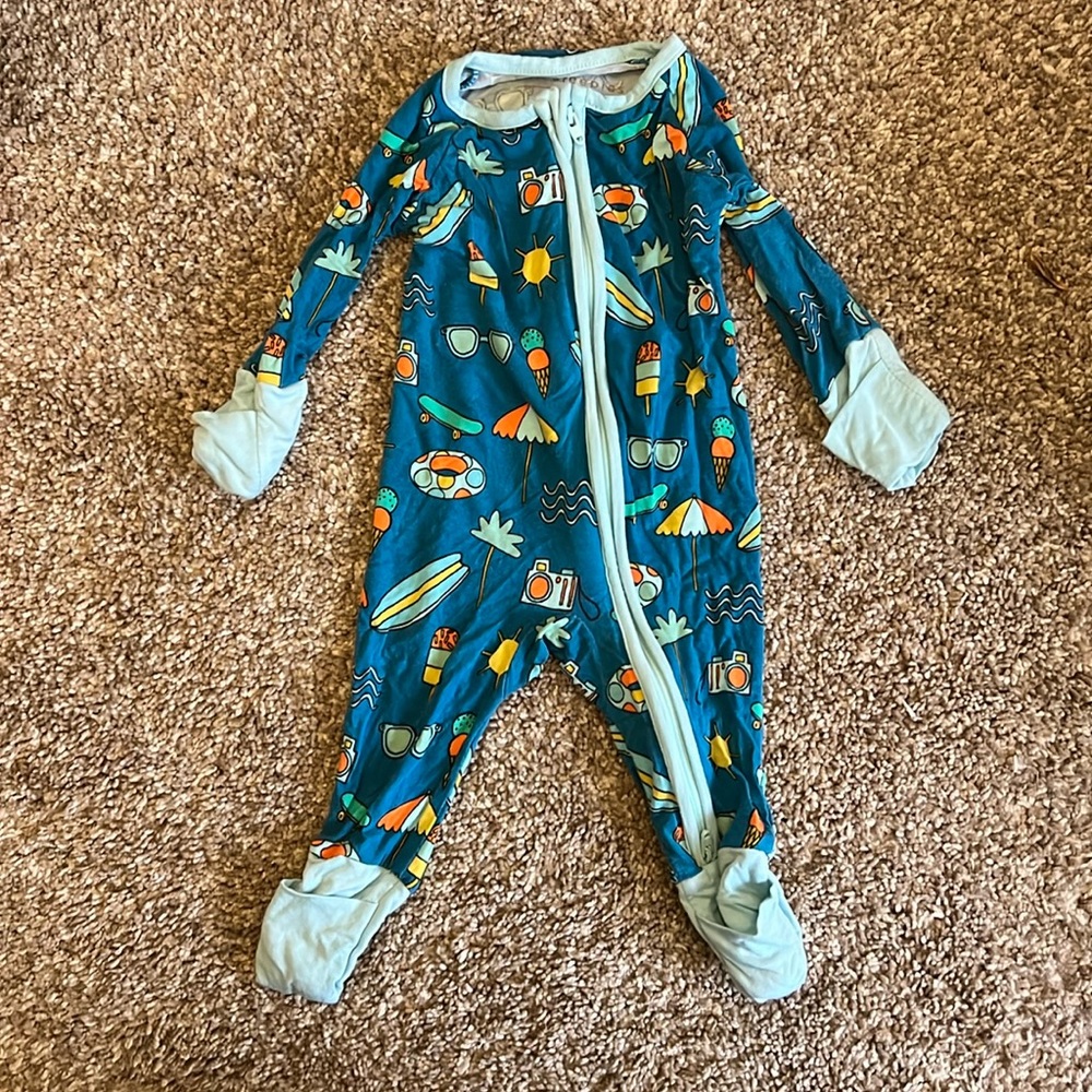 Little sleepies newborn cuffed hand and foot pajamas with summer scene